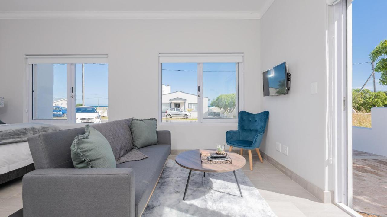 34.4 Degrees South Studio Apartment Agulhas Buitenkant foto